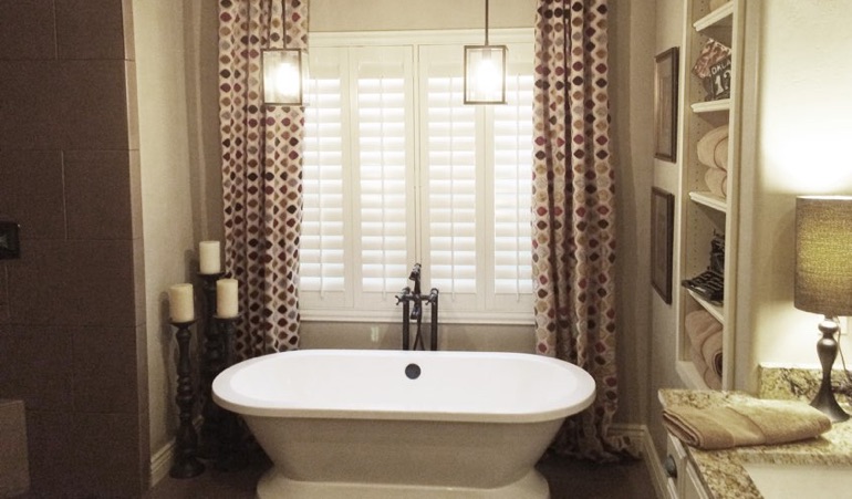 Polywood Shutters in Salt Lake City Bathroom